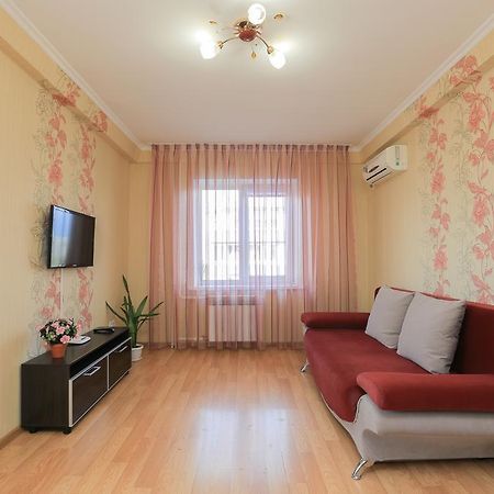 Apartment On Obolonskiy Prospect 12 Киев Экстерьер фото